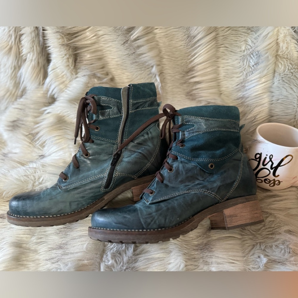 The Kara by Dromedaris is an extremely cute lace-up boot.